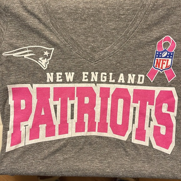 PATRIOTS T-shirt - Picture 2 of 8